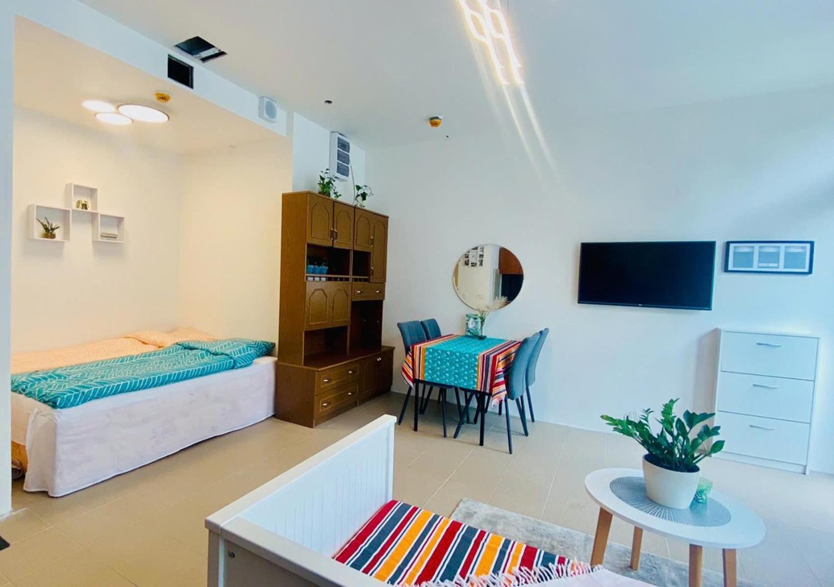 Green Studio Praha 2 L Ground Floor Free Parking Exteriér fotografie